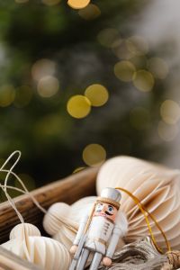 Kaboompics - Christmas decorations - gifts - lights - tree -