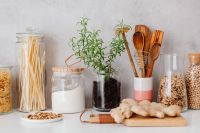 Kaboompics - Rosemary in a pot - pasta - wheat flour