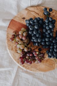 Kaboompics - Grapes, blackberries and raspberries