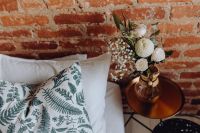 Kaboompics - A lovely woman's bedroom with a beautiful bouquet of flowers