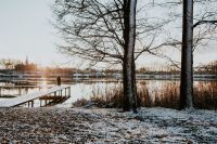 Kaboompics - Winter walk by the lake