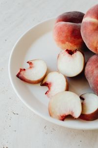 Kaboompics - Peaches and nectarines