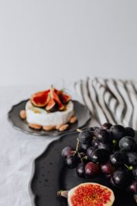 Kaboompics - Camembert with figs - almonds - maple syrup