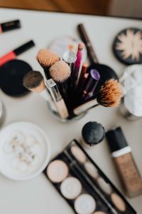 Kaboompics - Makeup cosmetics, brushes and other essentials