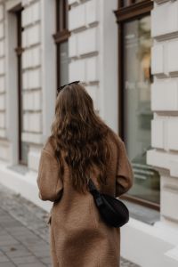 City Chic in Autumn - Casual Fall Outfit - Fashion Trends