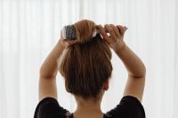 Kaboompics - Ceramic hair styling brush with ionization
