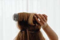 Kaboompics - Ceramic hair styling brush with ionization