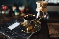 Kaboompics - Cup of coffee, Chemex, keyboard, notebook