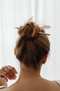 Kaboompics - High bun hairstyle - pencil