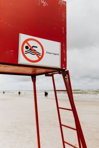 Kaboompics - Do not swimming sign