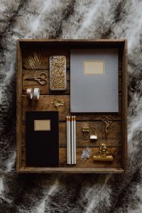 Kaboompics - Office accessories on an old wooden tray
