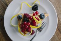 Kaboompics - Berry Cheesecake