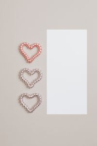 Kaboompics - Empty card - copy space - hearts