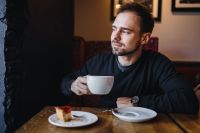 Kaboompics - Young Elegantly dressed man sititng in a cafe