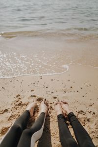 Kaboompics - Legs & beach