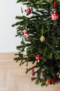 Kaboompics - Christmas Baubles Hanging on Christmas Tree