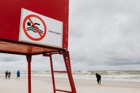 Kaboompics - Do not swimming sign