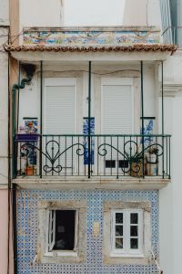 Kaboompics - Building facade with balcony, Lisbon Architecture, Portugal