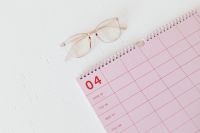 Kaboompics - Pink calendar with planner - glasses