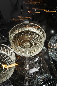 Kaboompics - Glamorous New Year's Eve Celebration - Sparkling Champagne and Silver Decor