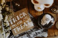Kaboompics - Halloween Decorations & Candles