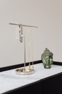 Kaboompics - Jewellery stand on marble