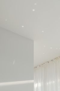 Kaboompics - White backgrounds - light - reflections - minimalist wallpapers