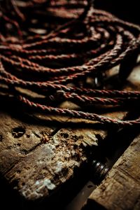 Kaboompics - Old rope in a workshop