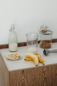Banana Shake With Milk - Preparation Process - Free Food Photo Collection