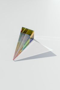 Kaboompics - Rainbow spectrum in a glass prism with shadow