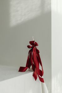Kaboompics - The romance of ribbons - Bow Candle Holder