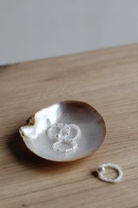 Kaboompics - Pearl and white bead rings