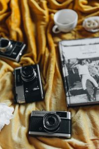 Kaboompics - Life on Instagram Book and Vintage Cameras