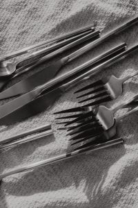 Kaboompics - Matt steel cutlery- hexagonal - Zara Home - silver-coloured stainless steel