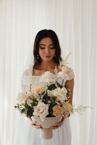Wedding - Bride - Earring - Jewelry- Portrait - Veil - Flowers