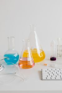 Kaboompics - Laboratory - Science - Chemistry - Research