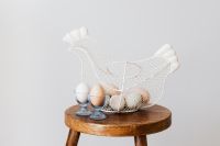 Kaboompics - Hen - shaped egg basket & glass egg holders