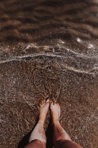 Kaboompics - Female legs in the sand