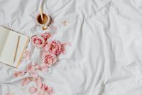 Kaboompics - Pink roses - coffee - notepad