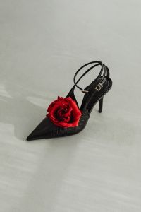 Black High Heel Shoe - Red Rose
