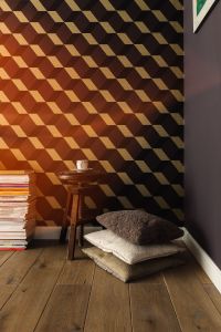Kaboompics - Modern wallpaer in the living room