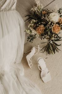 Kaboompics - Wedding dress - shoes - bouquet