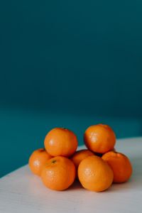 Kaboompics - Mandarins on the table