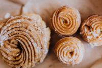 Kaboompics - Polish donuts on Fat Thursday